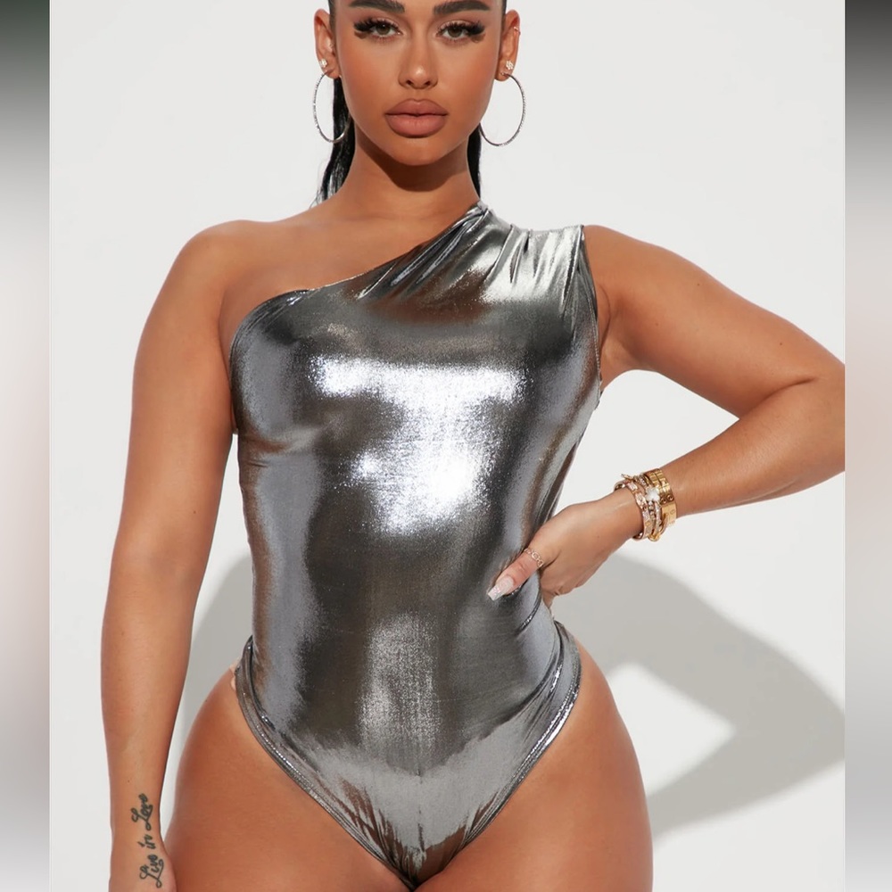 Stella Metallic Bodysuit - Silver